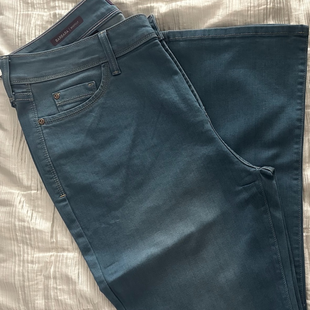 NYDJ Barbara Bootcut Jeans, NWT, Size 16